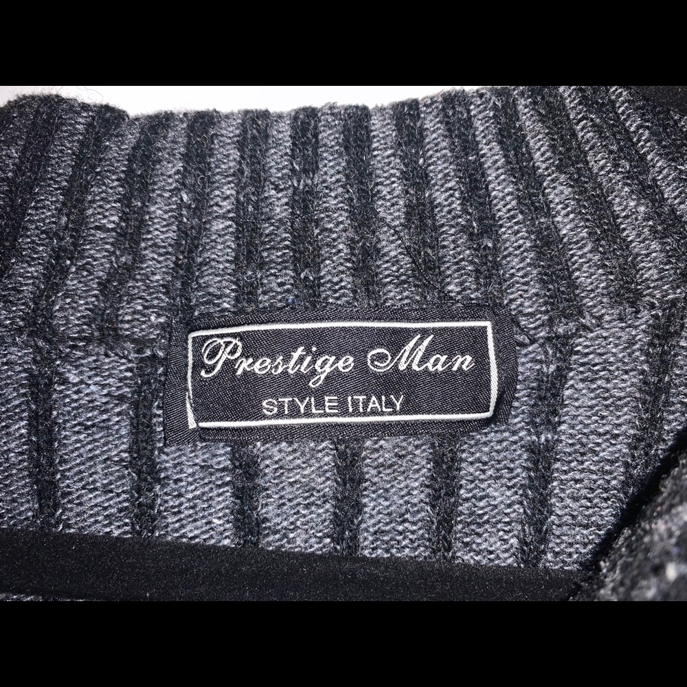 Jacket - Picture 3 of 4